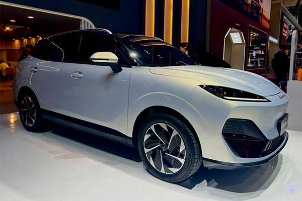 20260827-2lepas-e4-ev.jpg